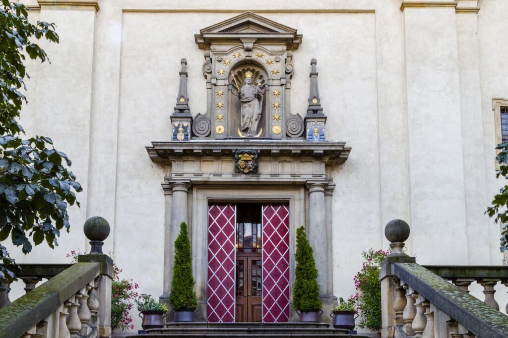 chiesa a mala strana praga